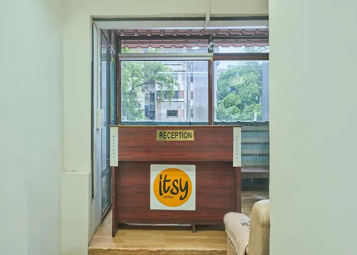 Itsy Hotels Aditya Nagpur